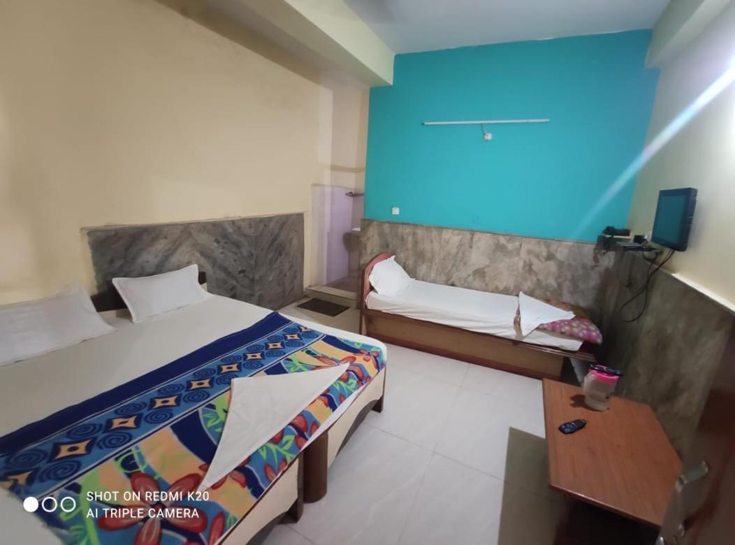 Hotel Sai Nivas Residency Hyderabad Esterno foto
