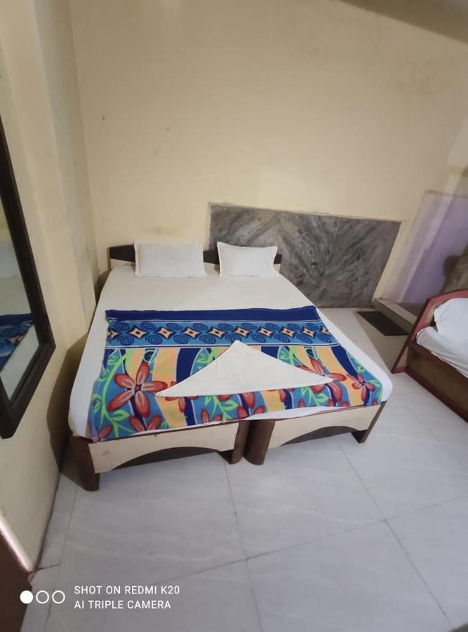 Hotel Sai Nivas Residency Hyderabad Esterno foto