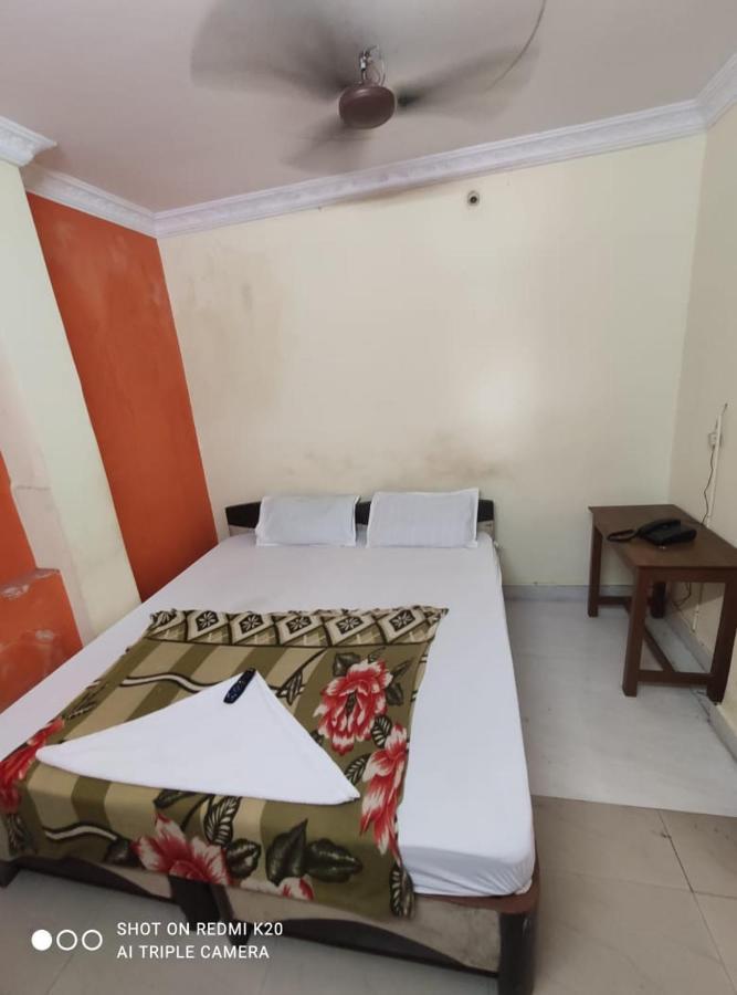 Hotel Sai Nivas Residency Hyderabad Esterno foto